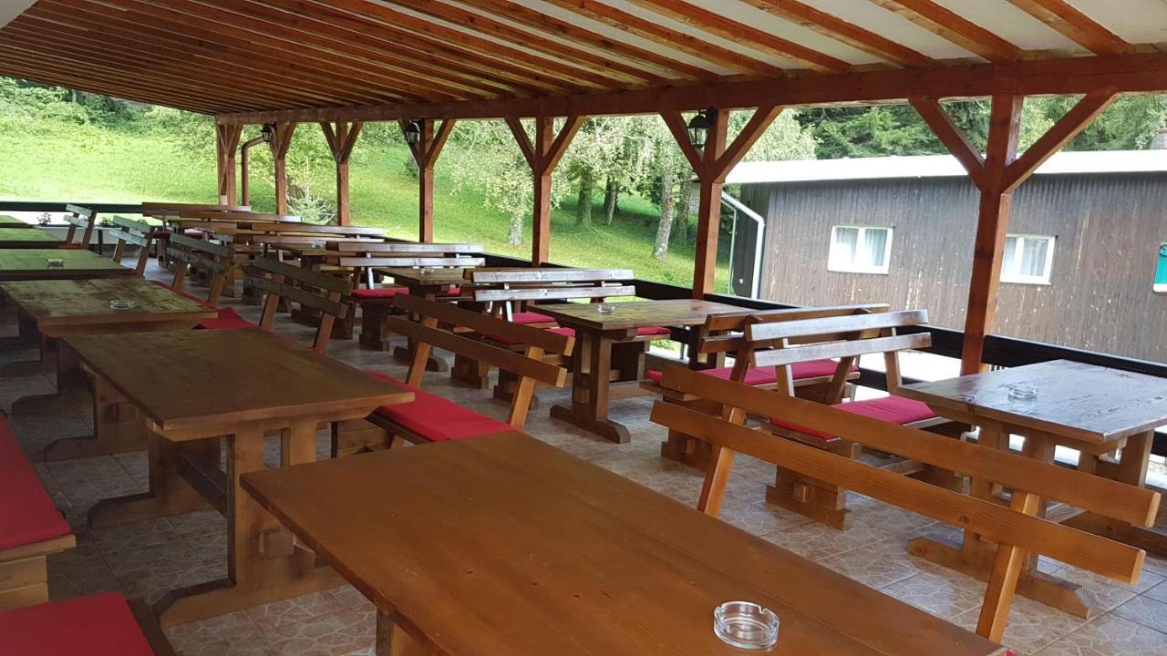 Hotel Mladost เทียนทิชเท ภายนอก รูปภาพ