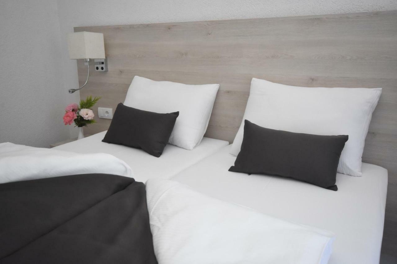 Hotel Mladost เทียนทิชเท ภายนอก รูปภาพ